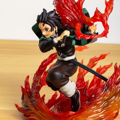 Figurine Demon Slayer Tanjiro Danse du Dieu du Feu Tresor Otaku