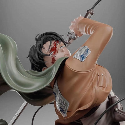 Figurine SNK Collector en Resine Livai vs Titan Bestial 0 Tresor Otaku